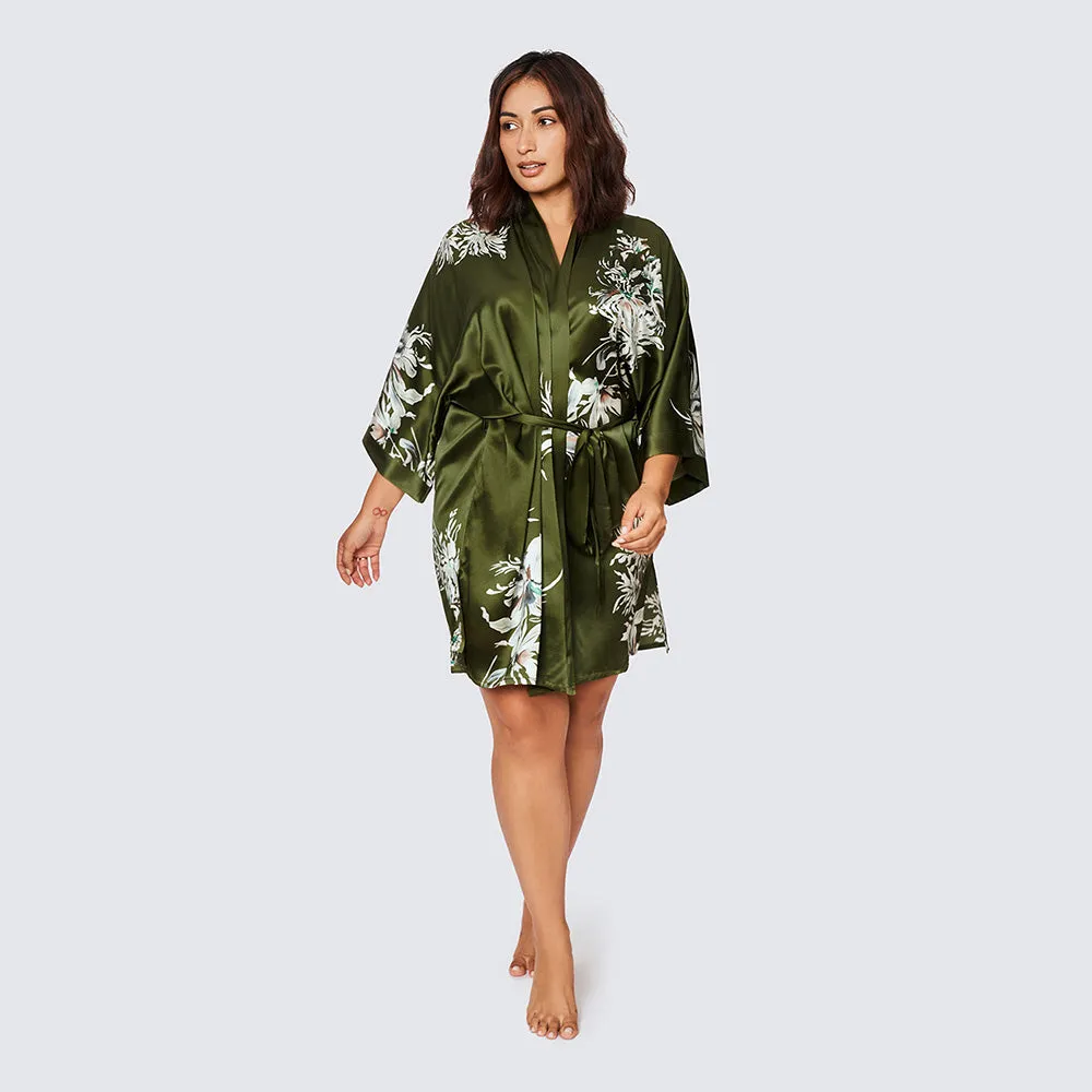 Washable Silk Yuri Short Kimono Robe (Plus Size) sold by Kim + Ono product image thumbnail 5