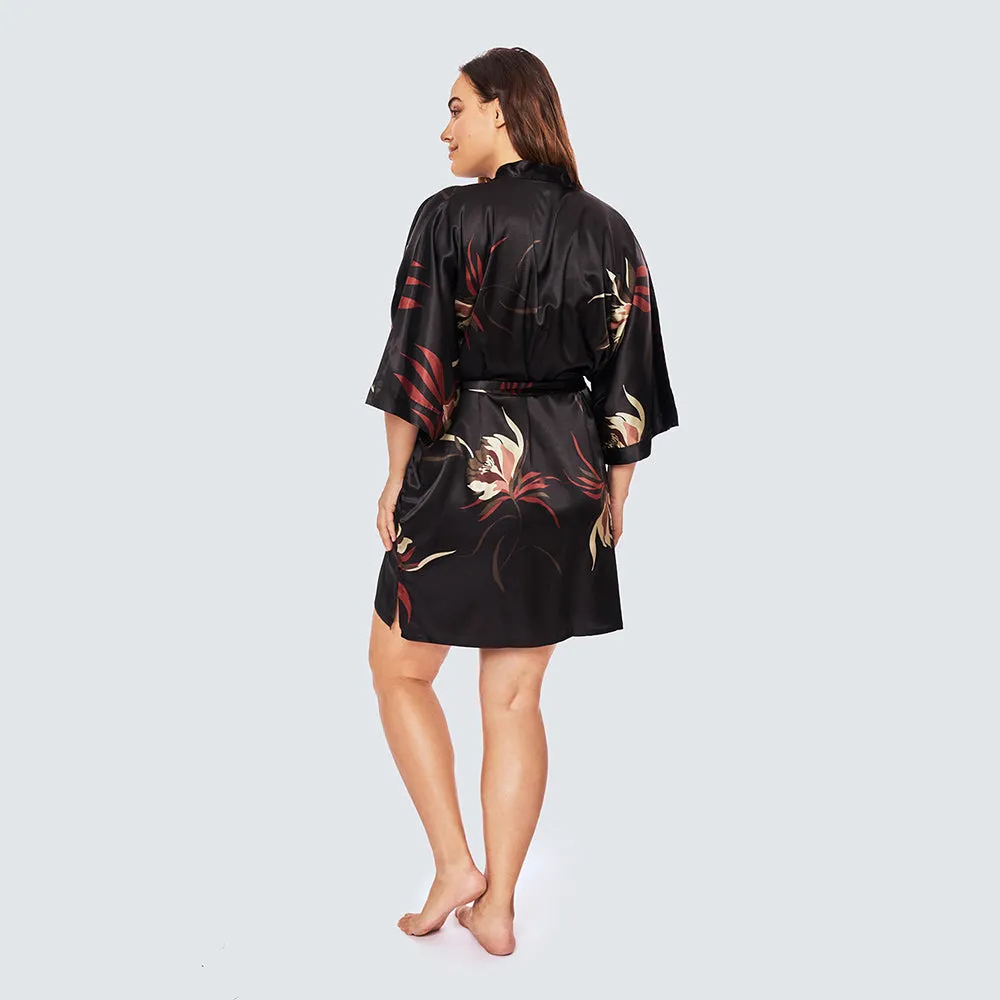 Hana Short Kimono Robe (Plus Size) sold by Kim + Ono product image thumbnail 4