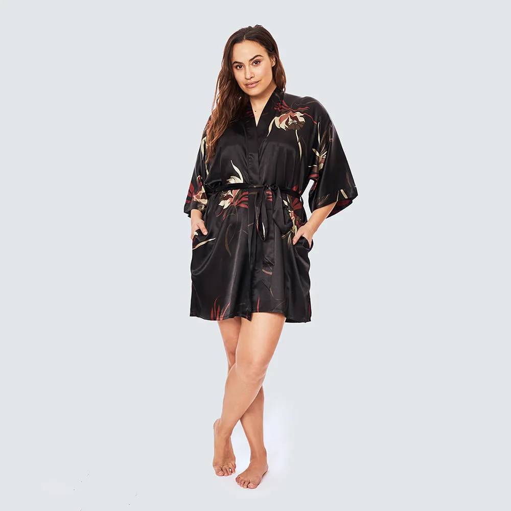 Hana Short Kimono Robe (Plus Size) sold by Kim + Ono product image thumbnail 2