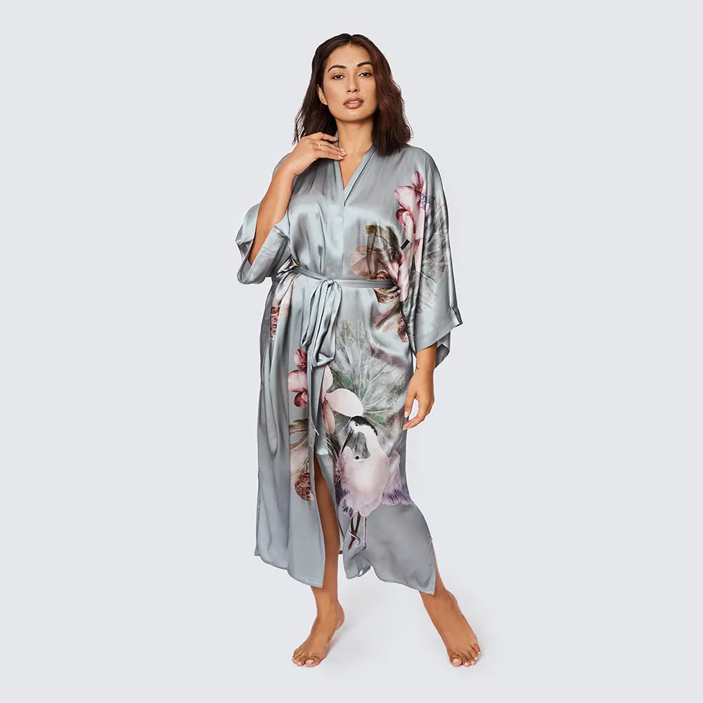 Silk Kuren Long Kimono Robe (Plus Size) sold by Kim + Ono product image thumbnail 5