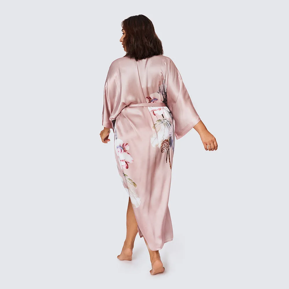 Silk Kuren Long Kimono Robe (Plus Size) sold by Kim + Ono product image thumbnail 3