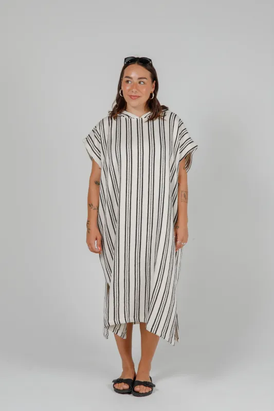 THE TATLOW | Unisex Stitched Poncho made by Tofino Towel Co