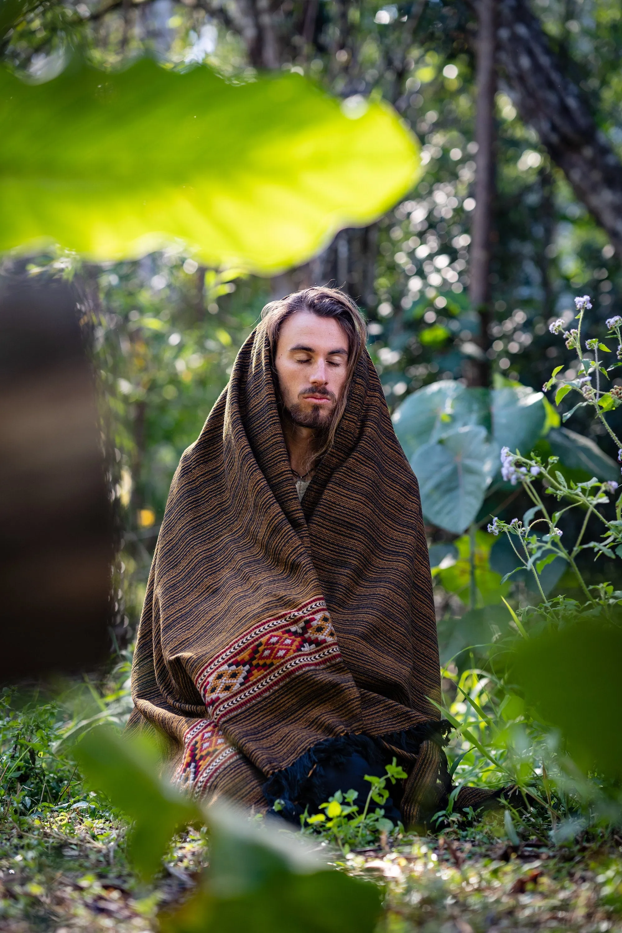 JHANA Shawl Bronze and Black Meditation Prayer Blanket Cosy Cashmere Yak Wool and Acrylic Wool Tibetan Tribal Celtic Embroidery Zen AJJAYA sold by Ajjaya product image thumbnail 2