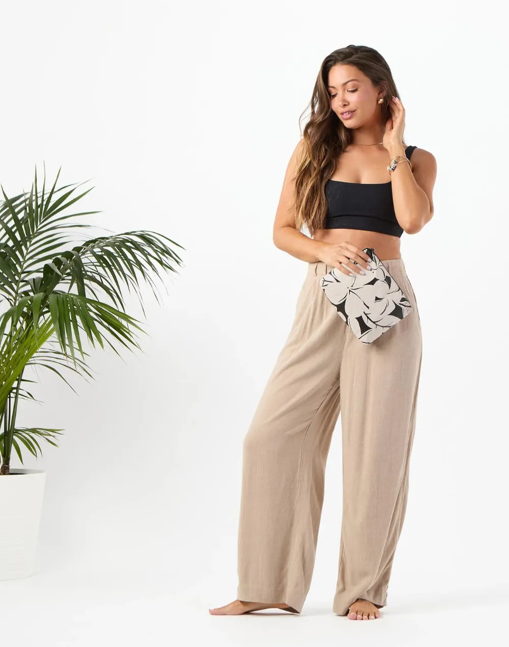 Melia Inv Small Size Pouch sold by swimco product image thumbnail 3