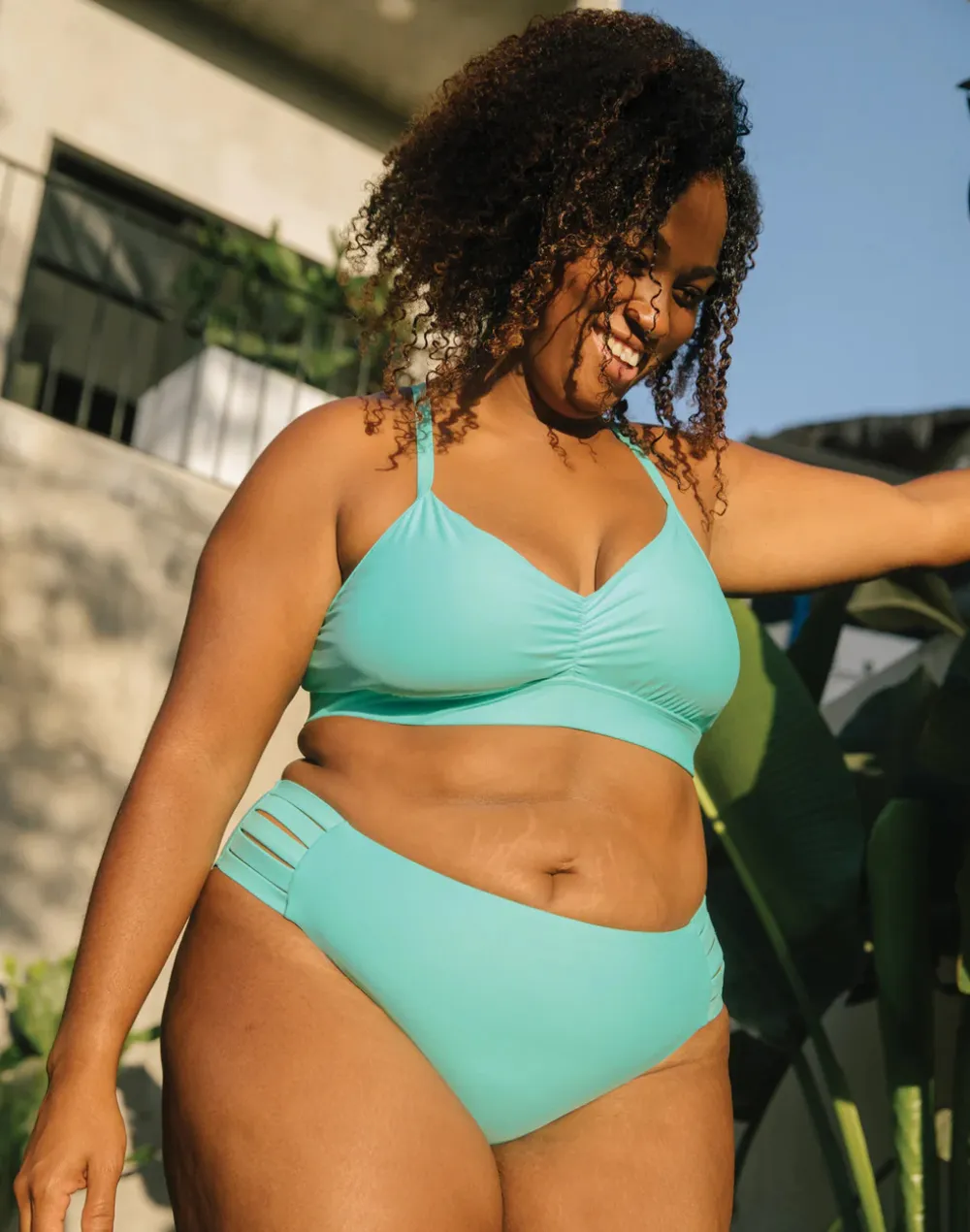 Smoothies Drew Plus Size Bikini Top sold by swimco product image thumbnail 4