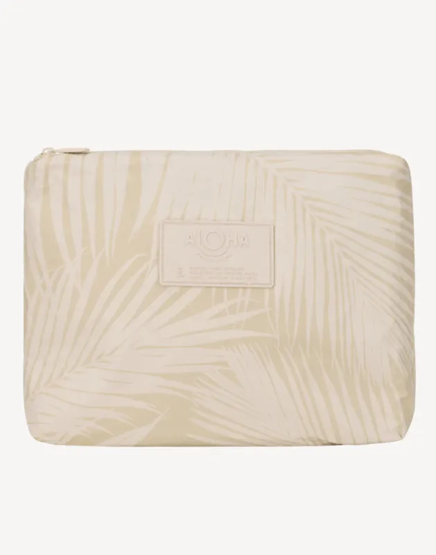 Areca Mid Pouch sold by swimco