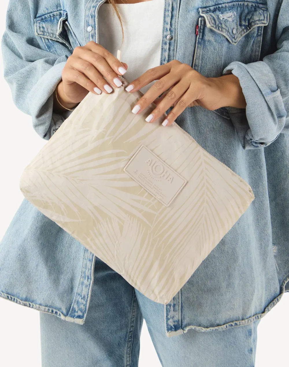 Areca Mid Pouch sold by swimco product image thumbnail 2