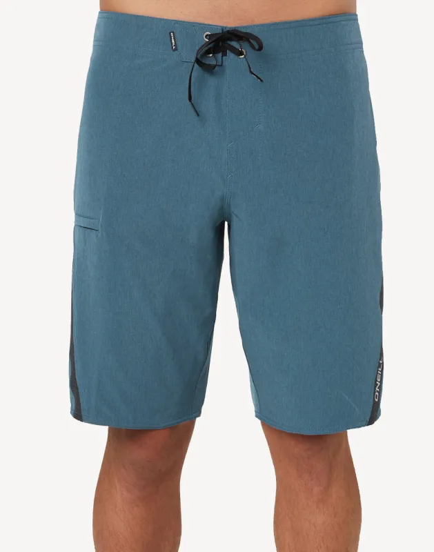 Solid Superfreak 21" Boardshort made by O'Neill