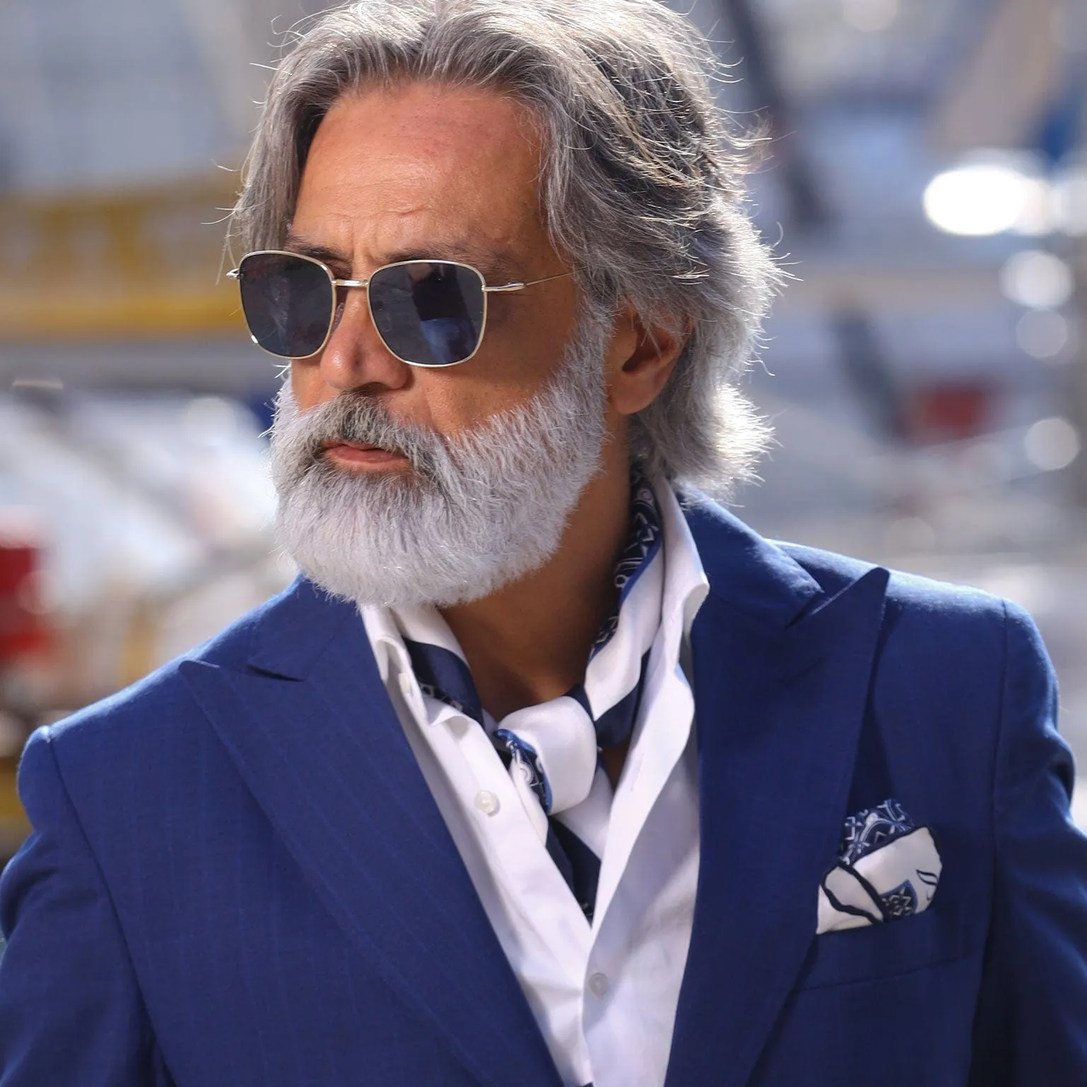 Ravello - Silk Pocket Square - Navy sold by Elizabetta product image thumbnail 2