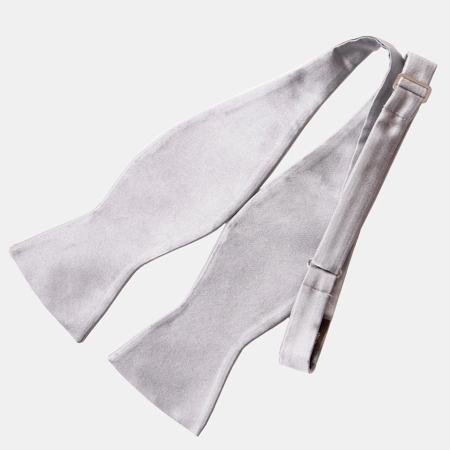 Negroni - Silk Bow Tie - Silver Grey sold by Elizabetta product image thumbnail 2
