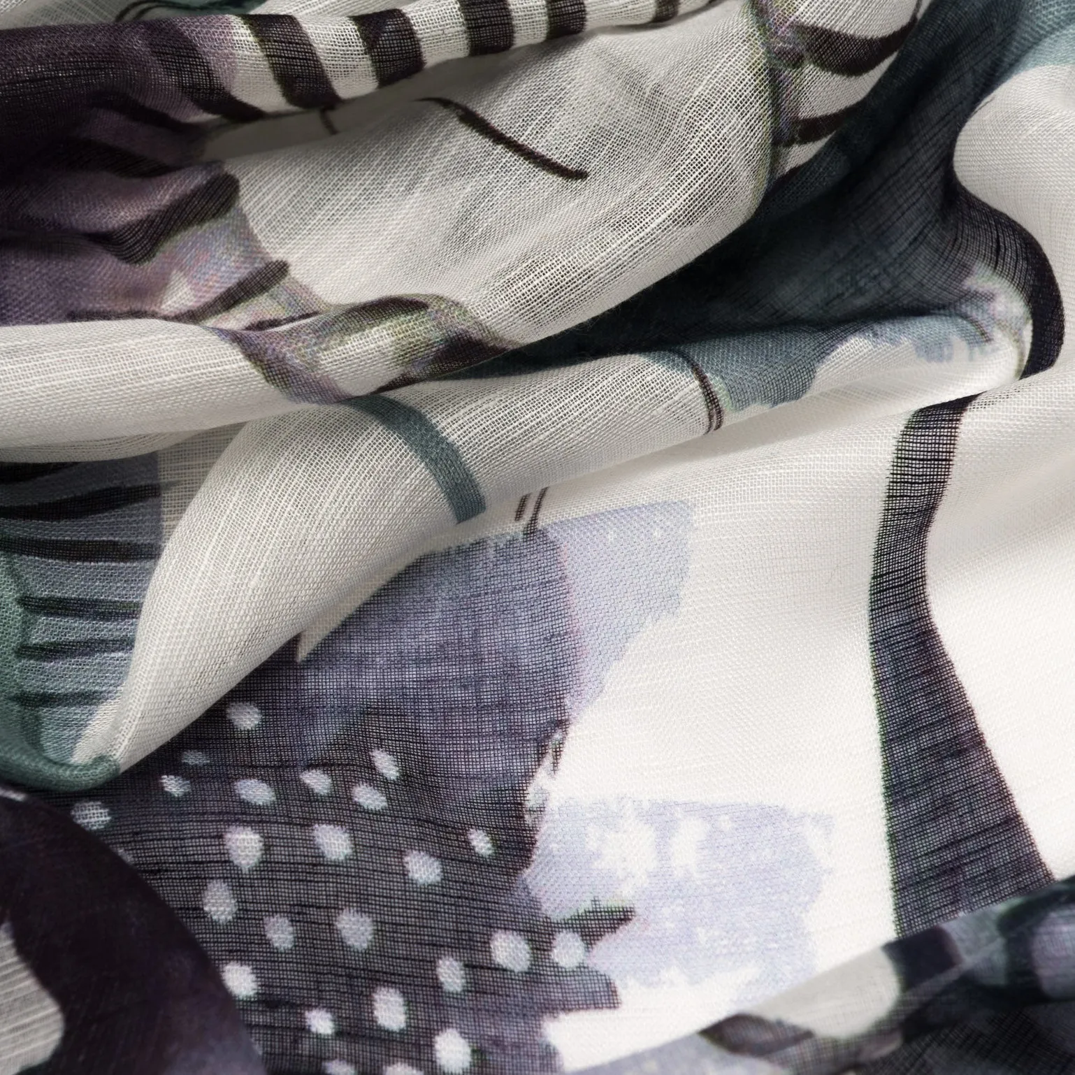 Lido - Linen Blend Scarf Shawl - Plum sold by Elizabetta product image thumbnail 3