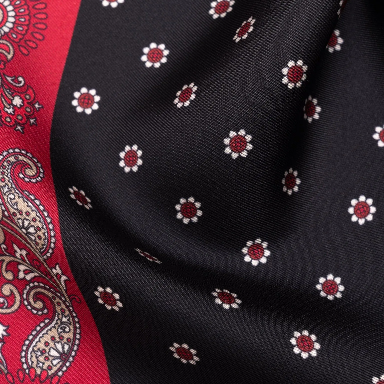 Sangiovese - Silk Pocket Square - Black and Red sold by Elizabetta product image thumbnail 3