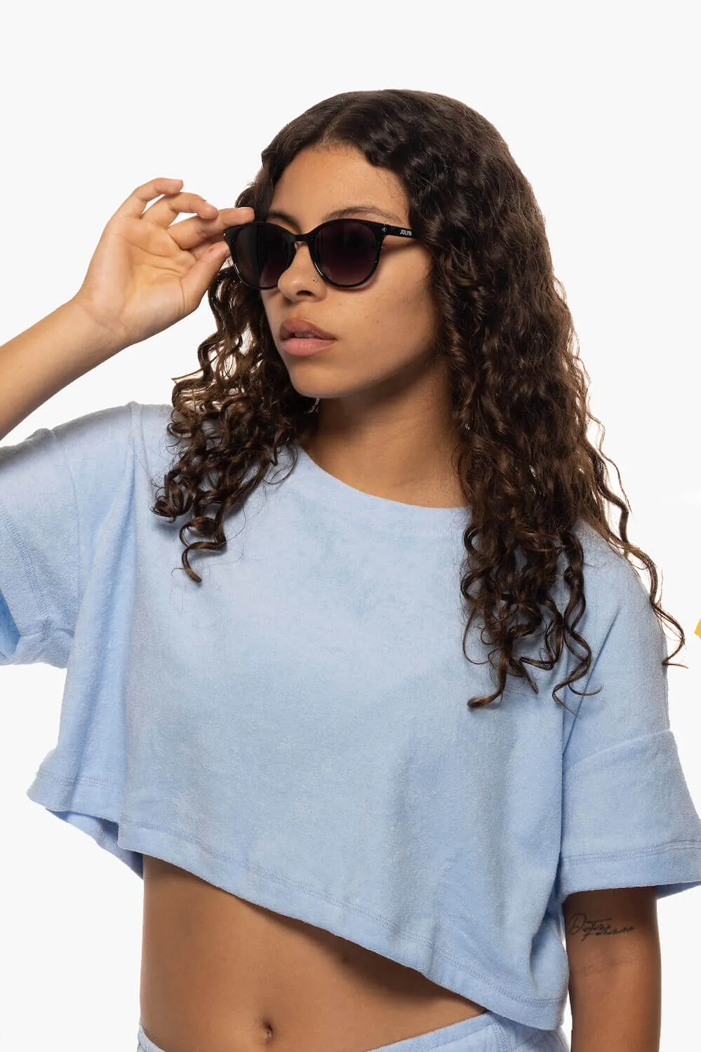 Hannah Sunglasses - Black sold by Jolyn product image thumbnail 4