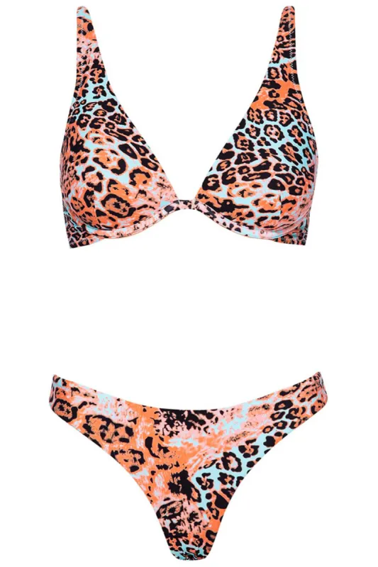 Leo Bikini Leopard Set sold by Vetchy