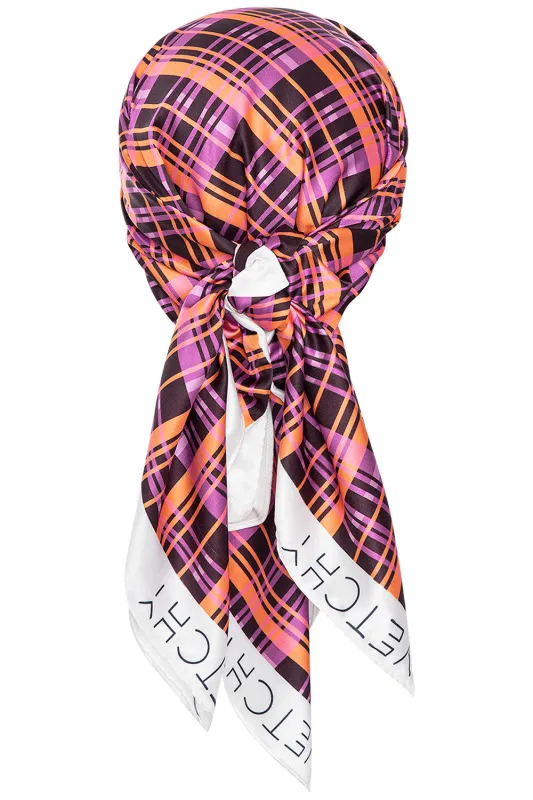 Plaid Scarf made by Vetchy