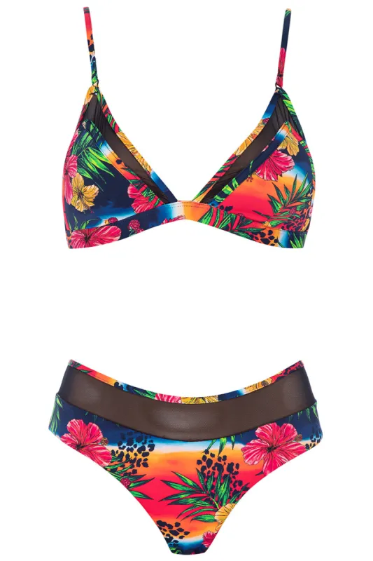 Triangle Bikini Copacabana Set sold by Vetchy