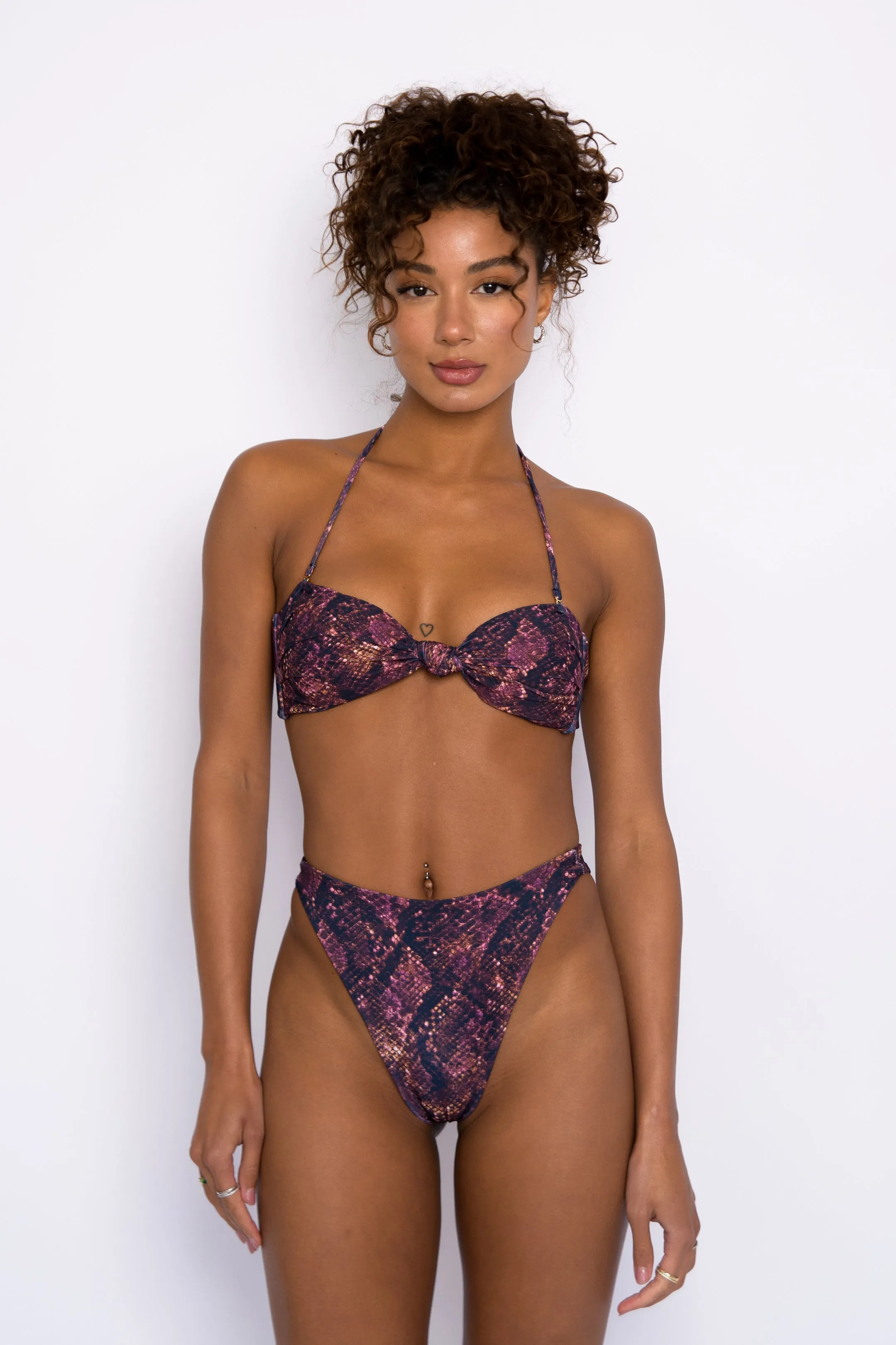 Kelly Bottom - Boa sold by Skatie product image thumbnail 3