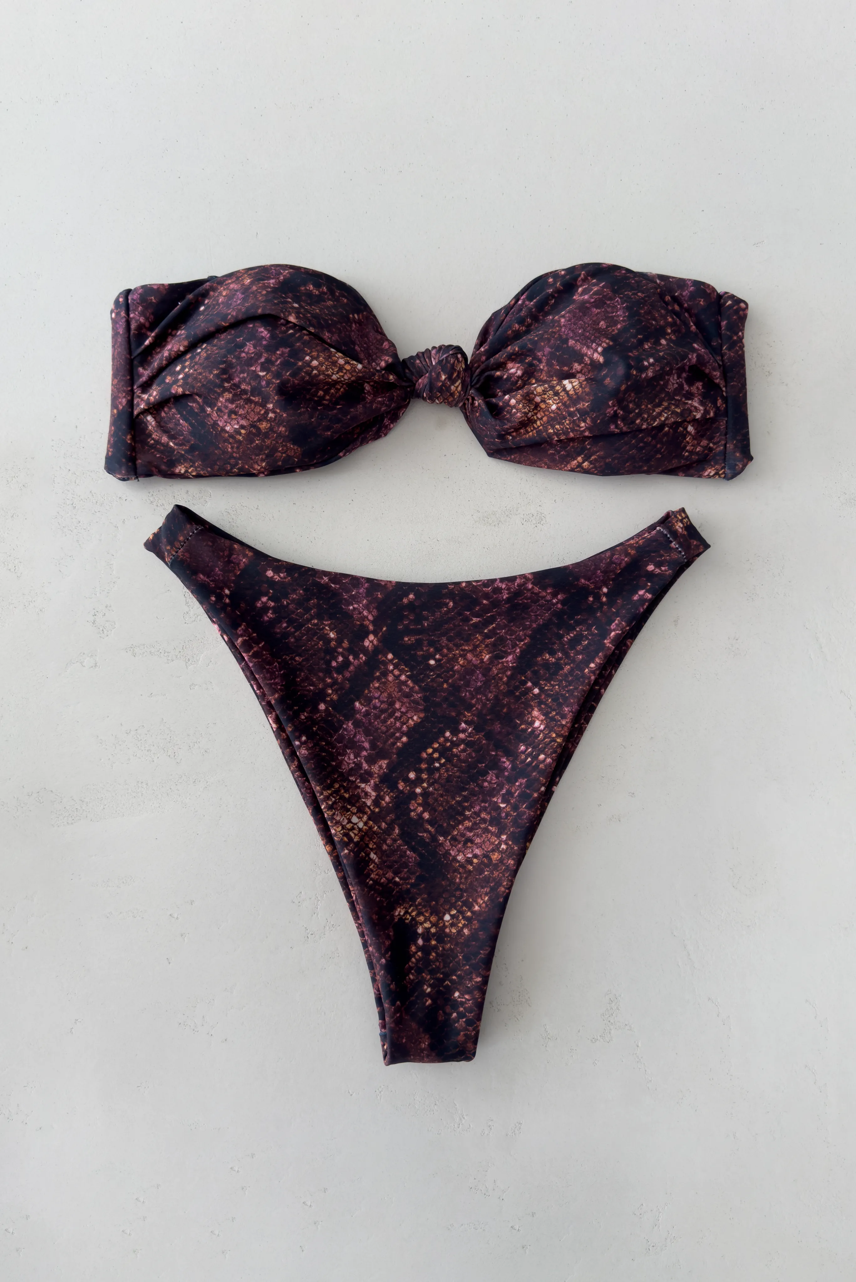 Kelly Bottom - Boa sold by Skatie