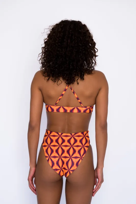 Monroe Bottom - Lava sold by Skatie