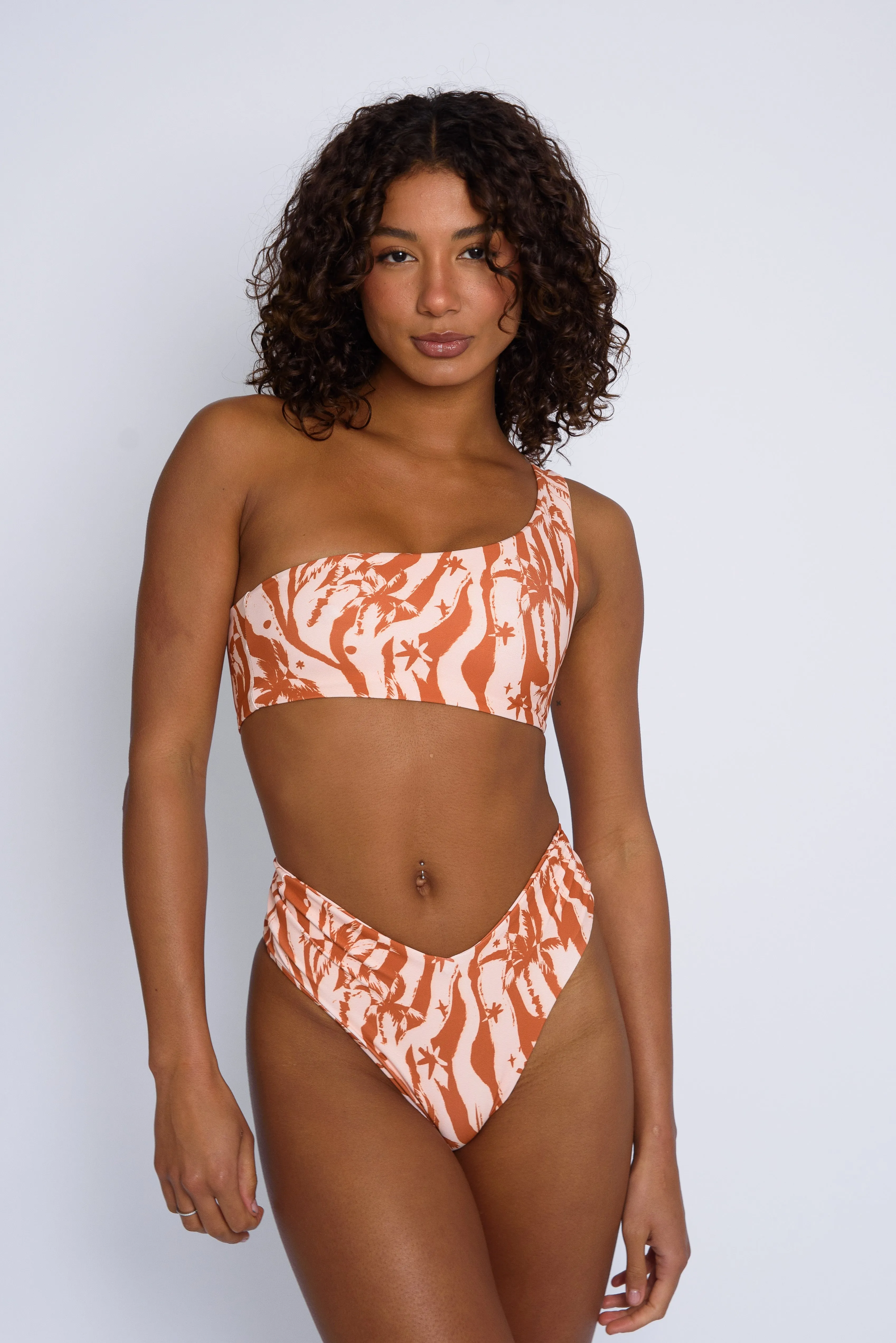 Melly Bottom - Tunnels sold by Skatie product image thumbnail 2