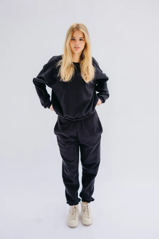 ULTRALUX Chris Crewneck - Black sold by Skatie