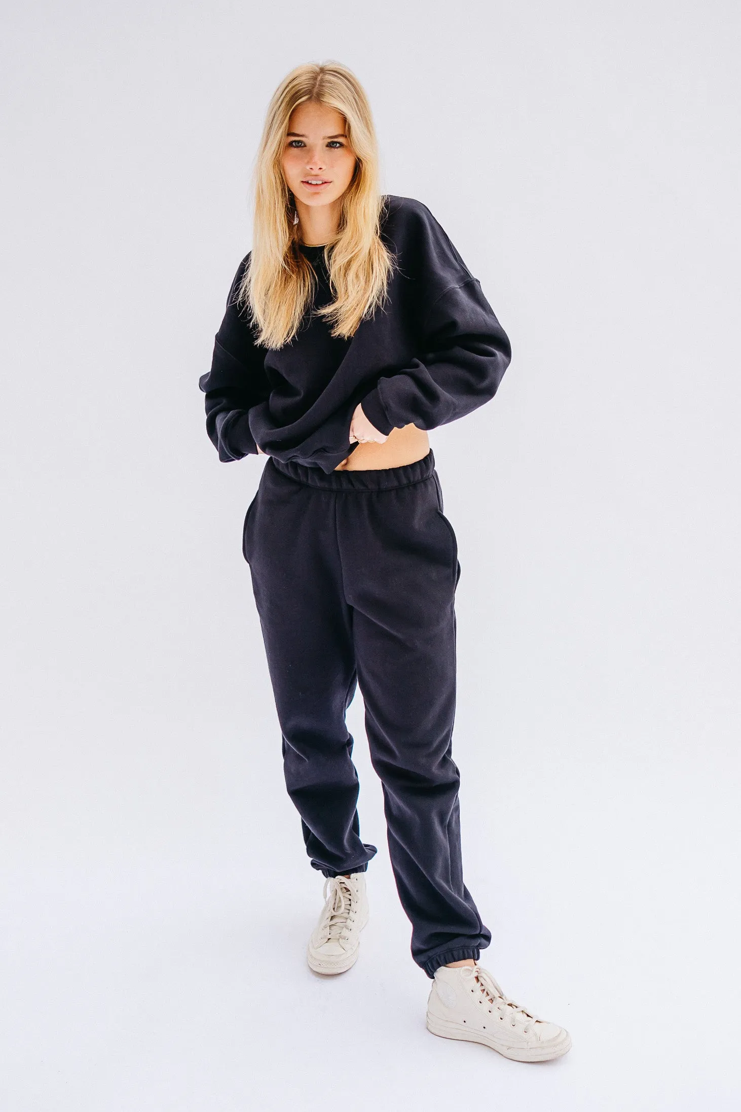 ULTRALUX Chris Crewneck - Black sold by Skatie product image thumbnail 4