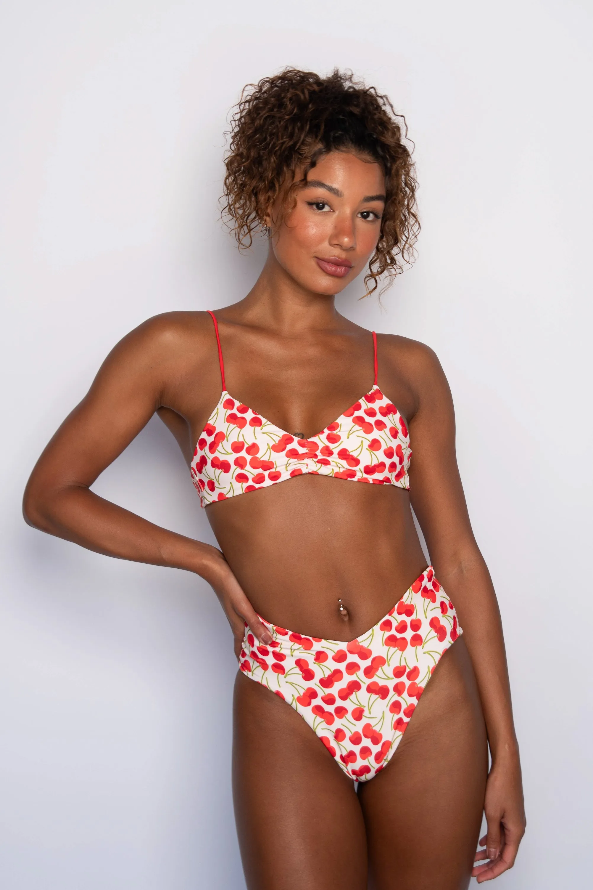 Melly Bottom - Cola sold by Skatie product image thumbnail 2