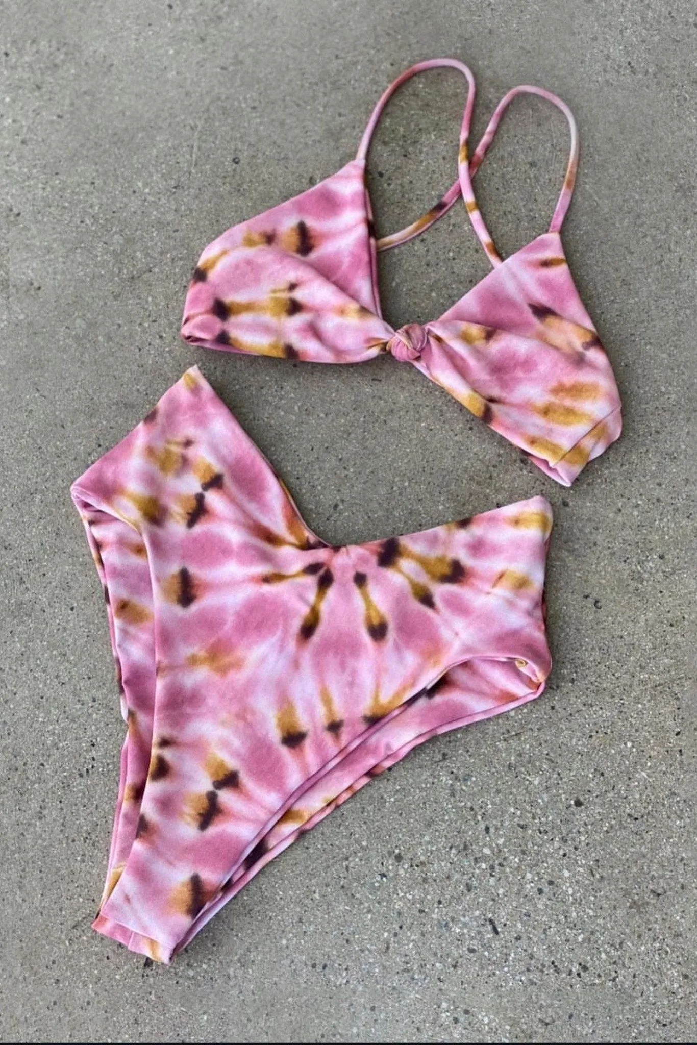 Melly Bottom - Austin sold by Skatie