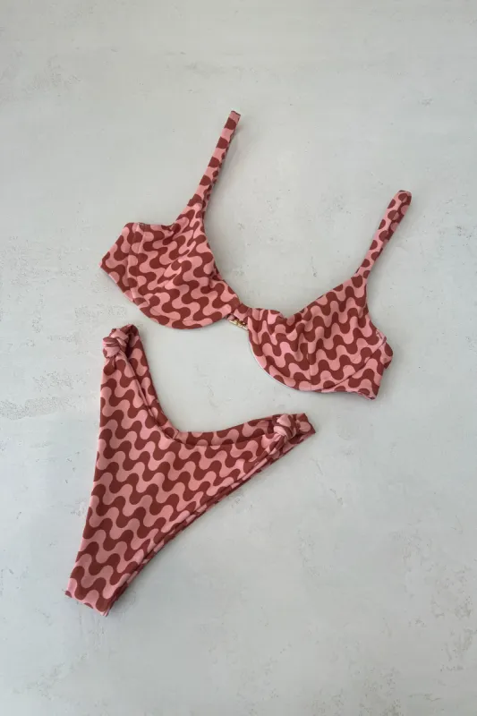 Claire Top - Slater sold by Skatie