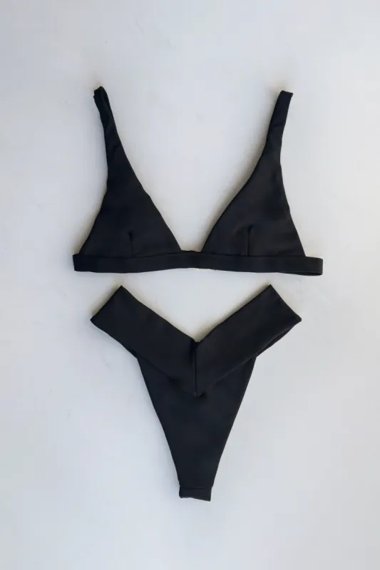 Calypso Top - Black sold by Skatie