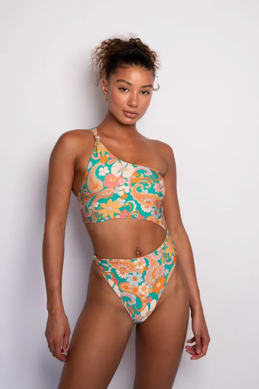 Nicole One Piece - Malliouhana sold by Skatie