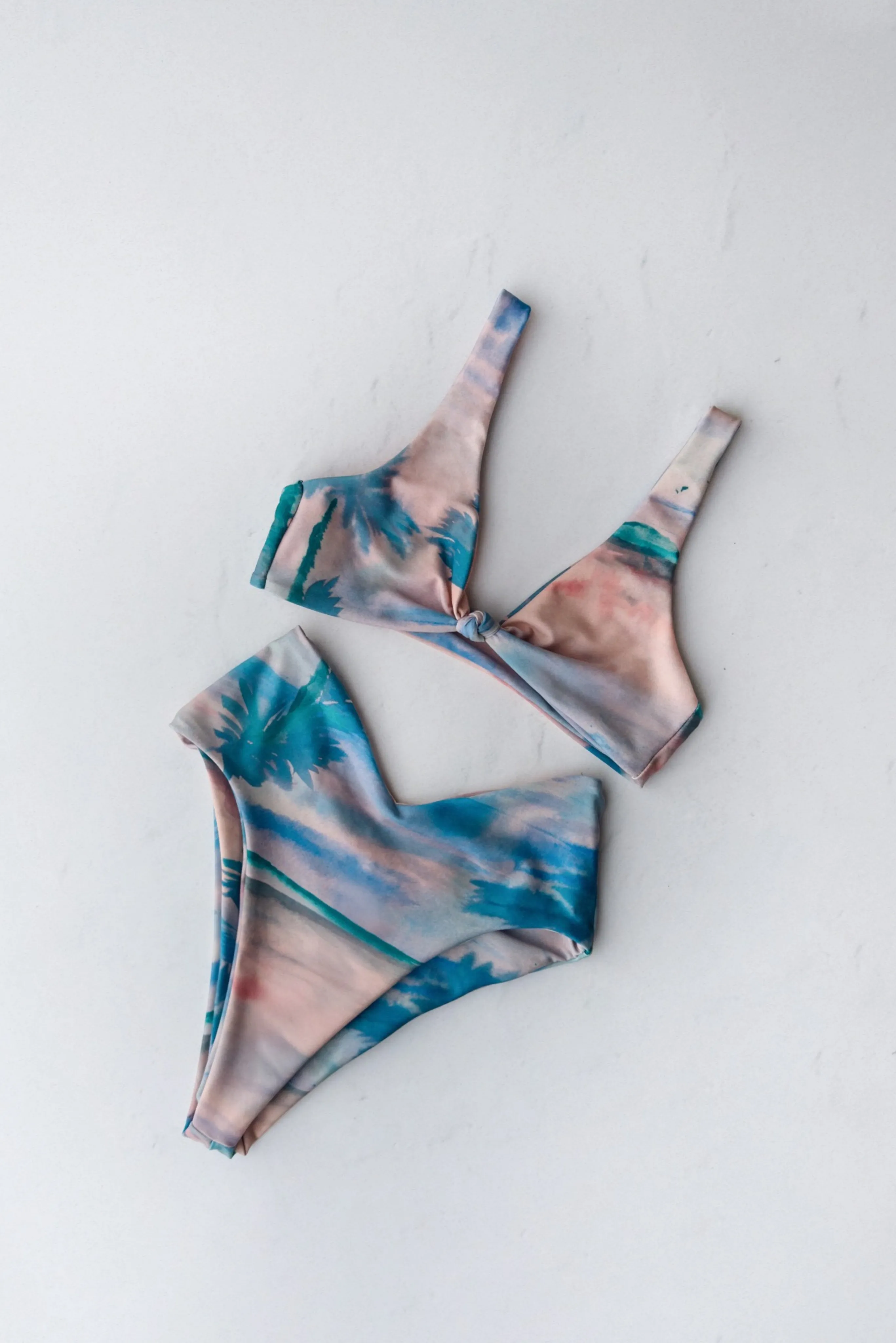 Melly Bottom - Caribbean sold by Skatie