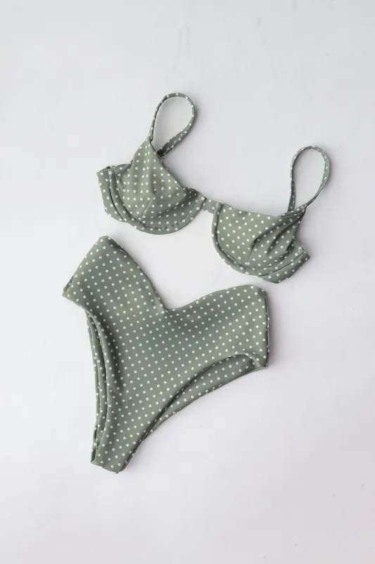 Melly Bottom - Meadow sold by Skatie