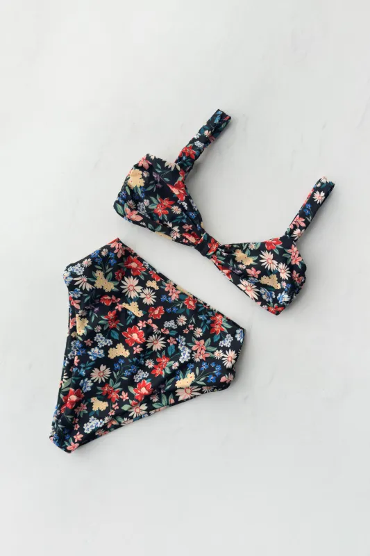Freya Bottom - Prairie sold by Skatie