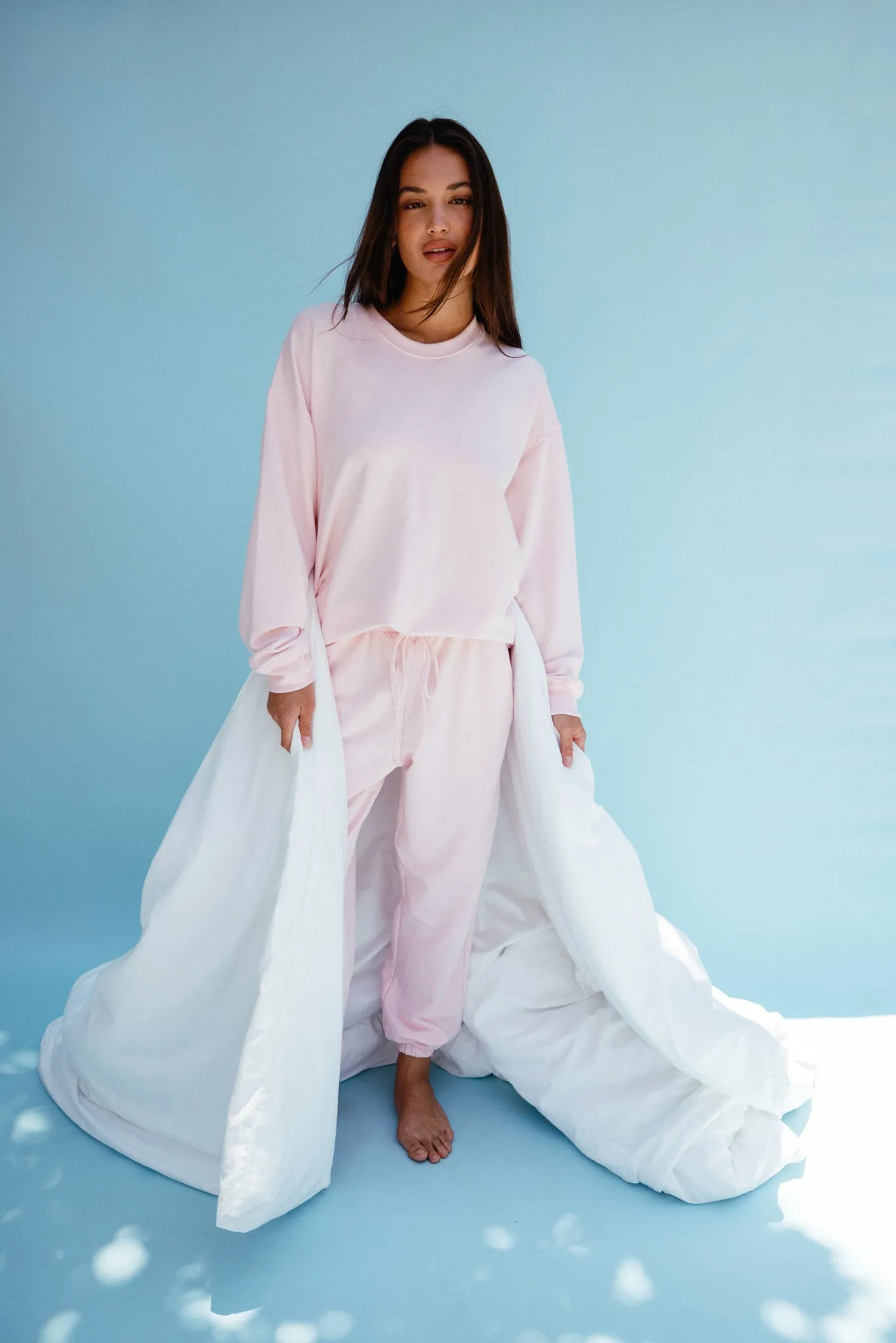 Wholesale CLOUDLUX Chris Crewneck - Bubblegum sold by Skatie product image thumbnail 4