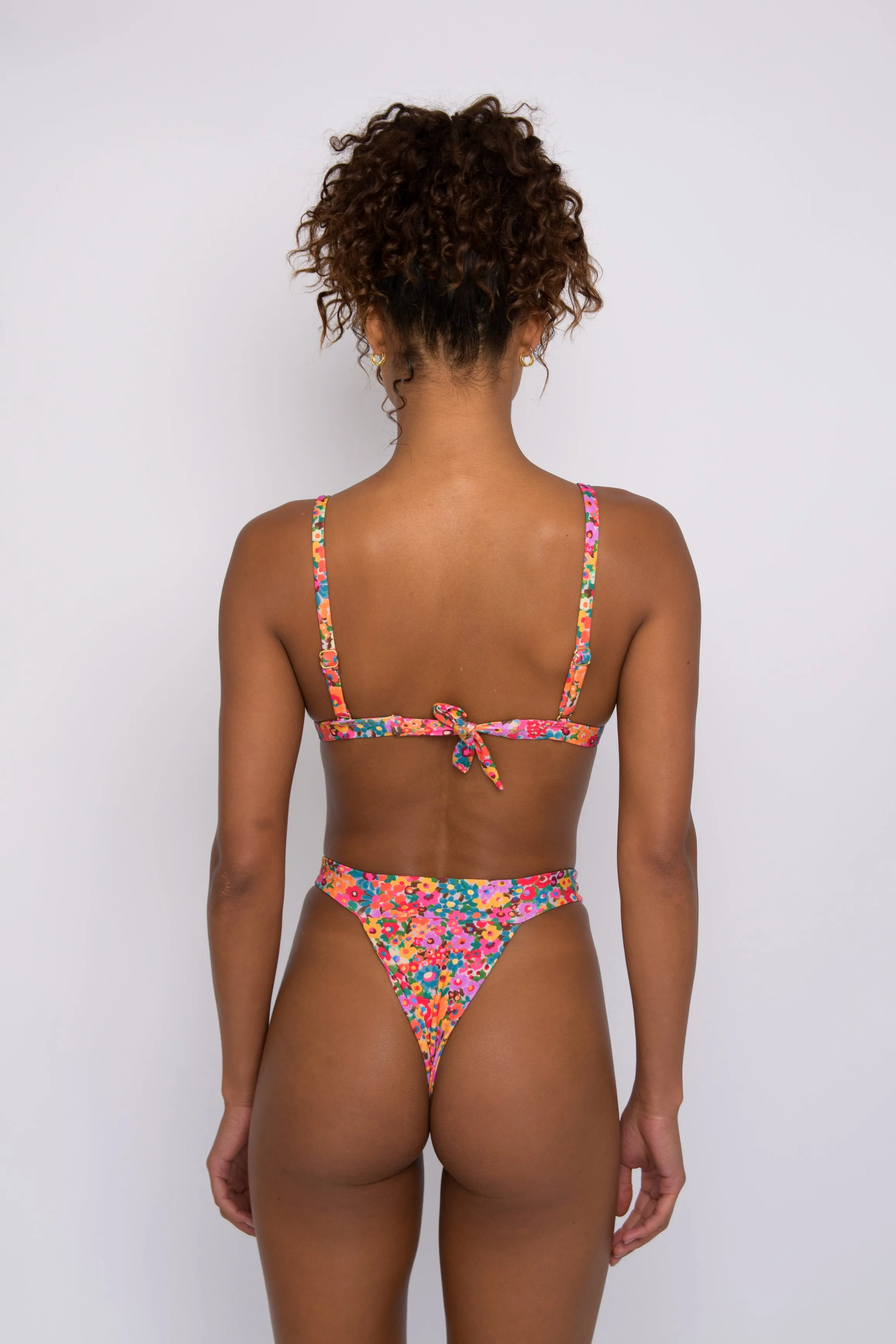 Summer Bottom - Mulholland sold by Skatie