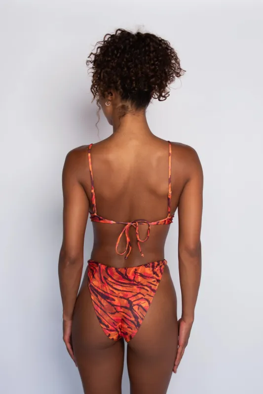 Salty Bottom - Wild sold by Skatie