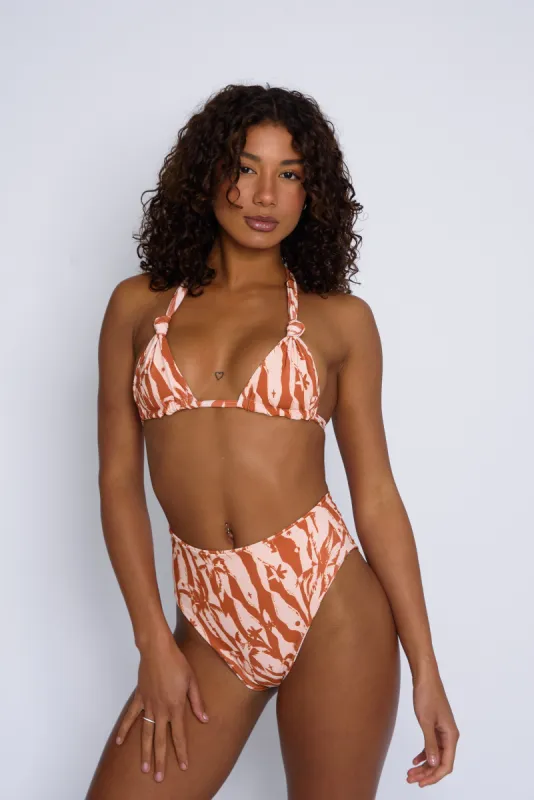 Darby Top - Tunnels sold by Skatie