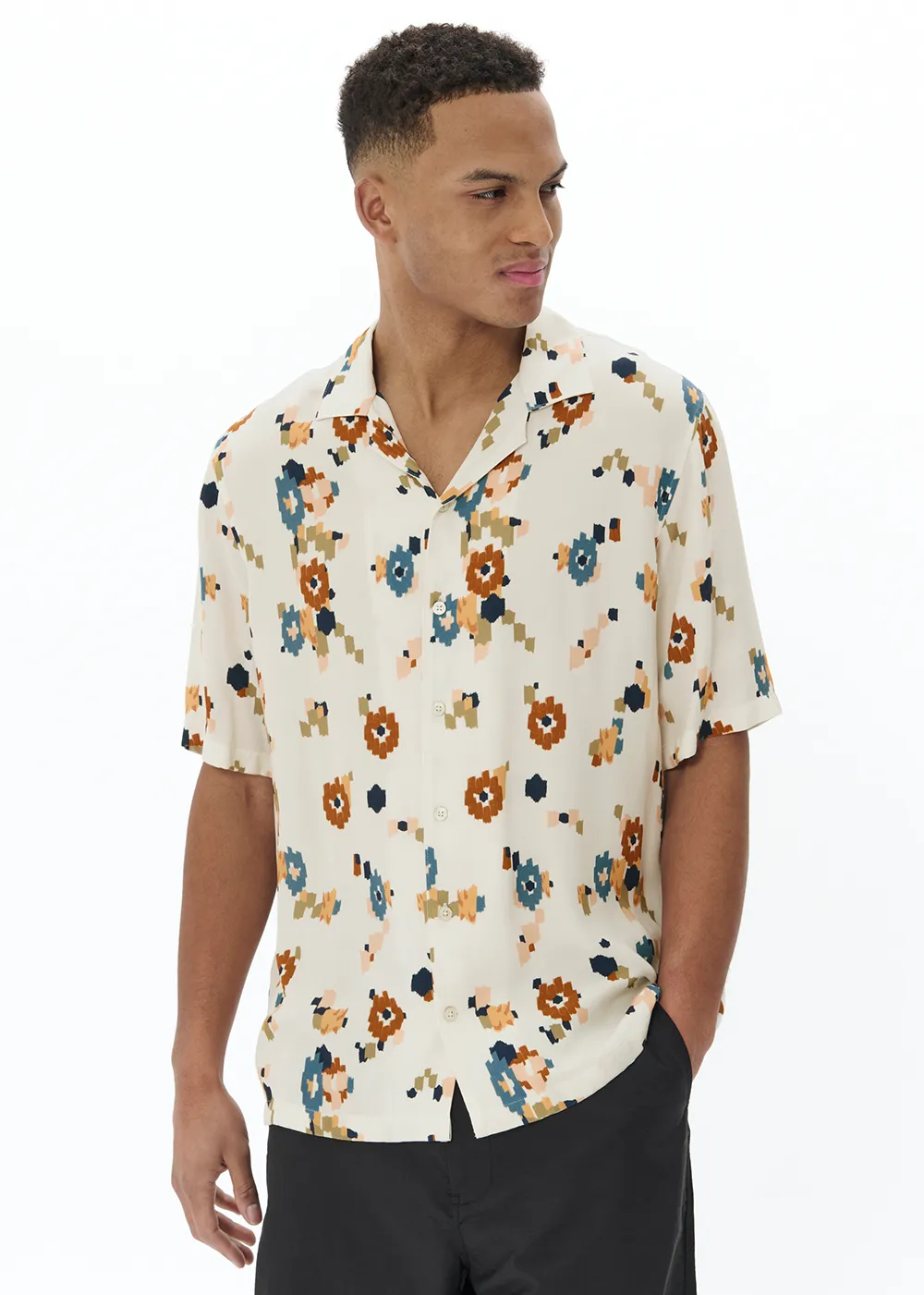 Klampo Short Sleeve Shirt sold by Denali