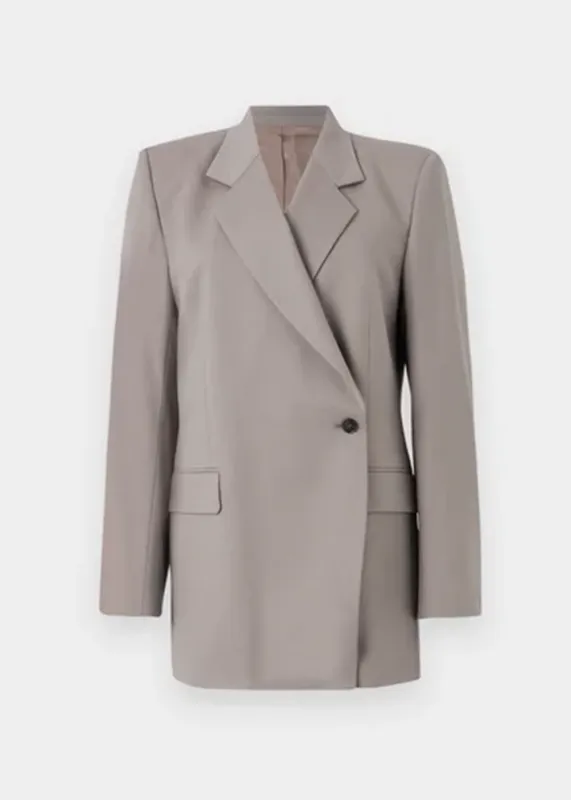 Eliwiraa Blazer sold by Denali