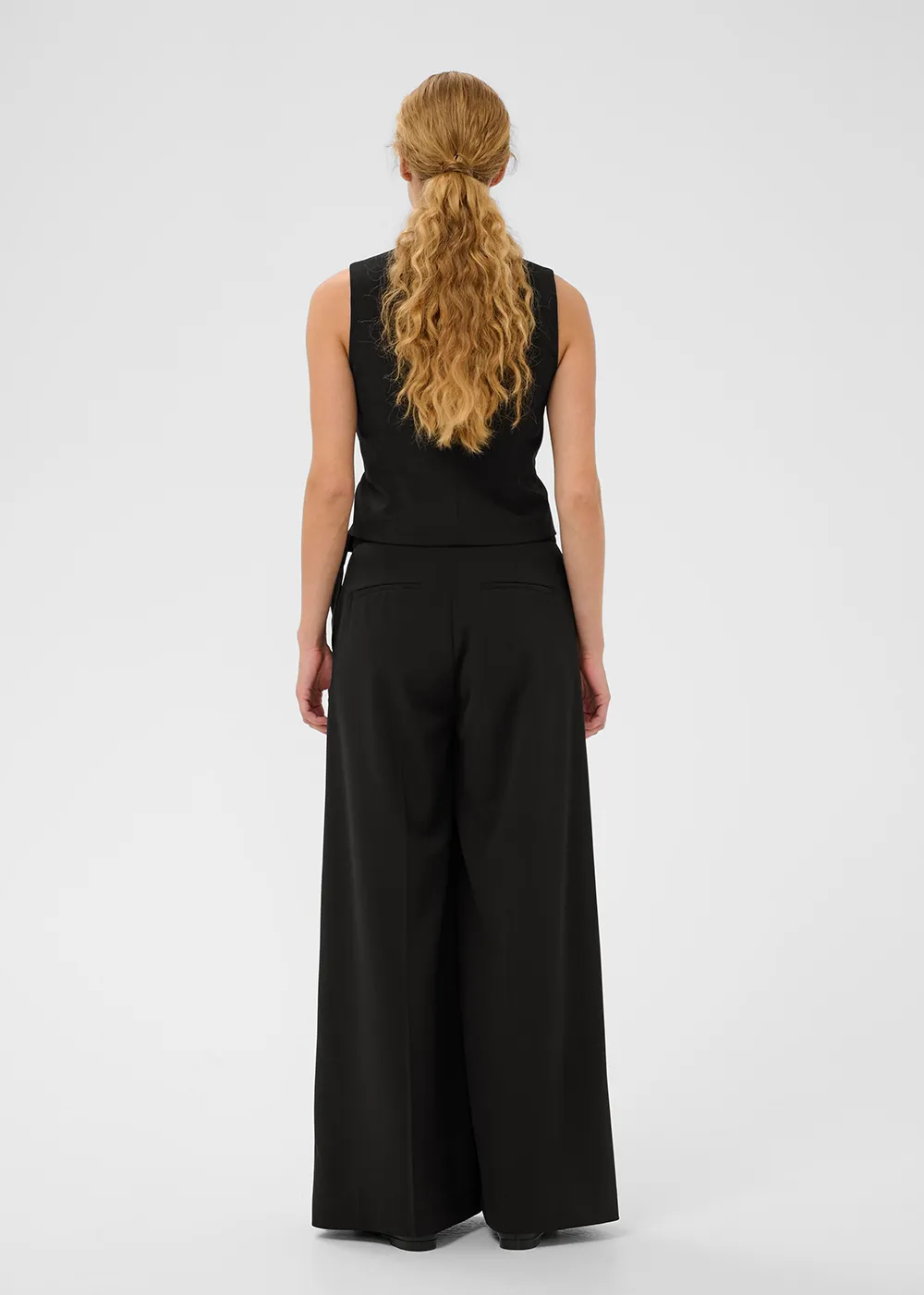 Haisly Waistcoat sold by Danali product image thumbnail 3