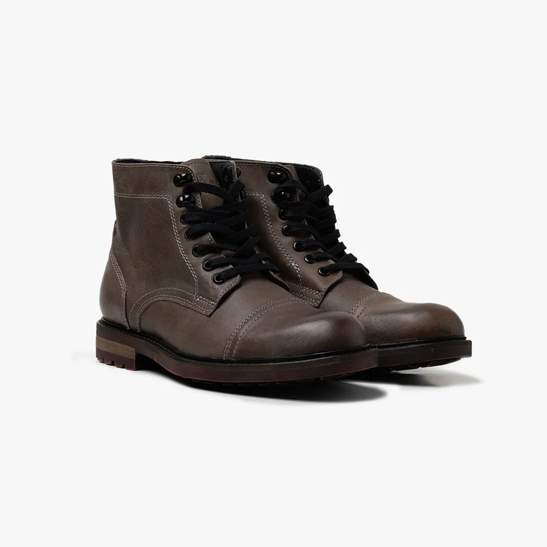 1918 / GRIS A-339 sold by Two men product image thumbnail 2