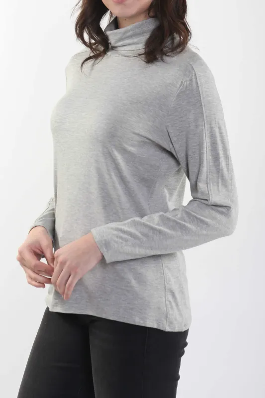 Long Sleeve Fine Knit Turtleneck made by In Cashmere