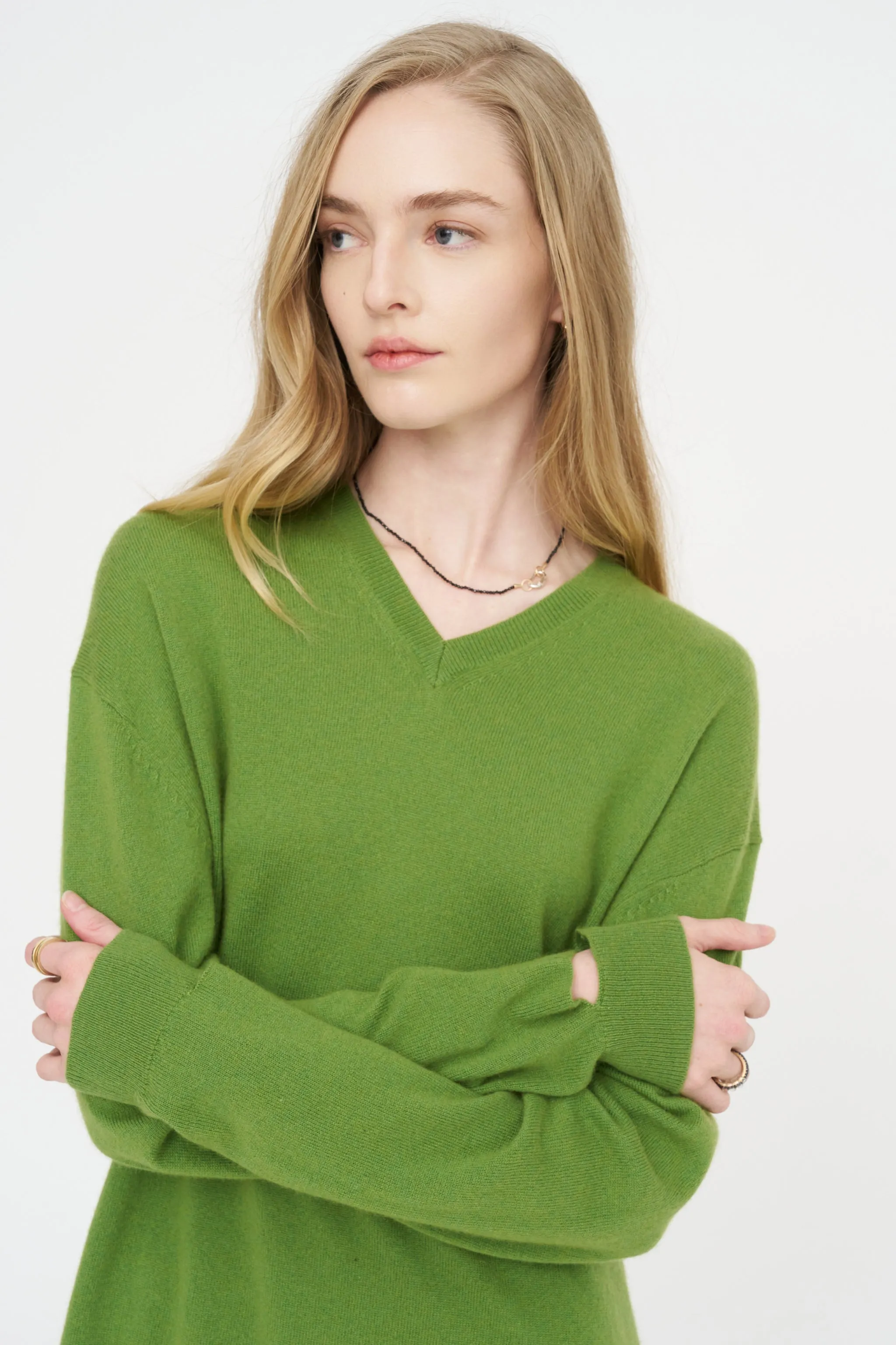 Washable Cashmere Easy V-Neck Sweater, Avocado sold by Kick Pleat product image thumbnail 2