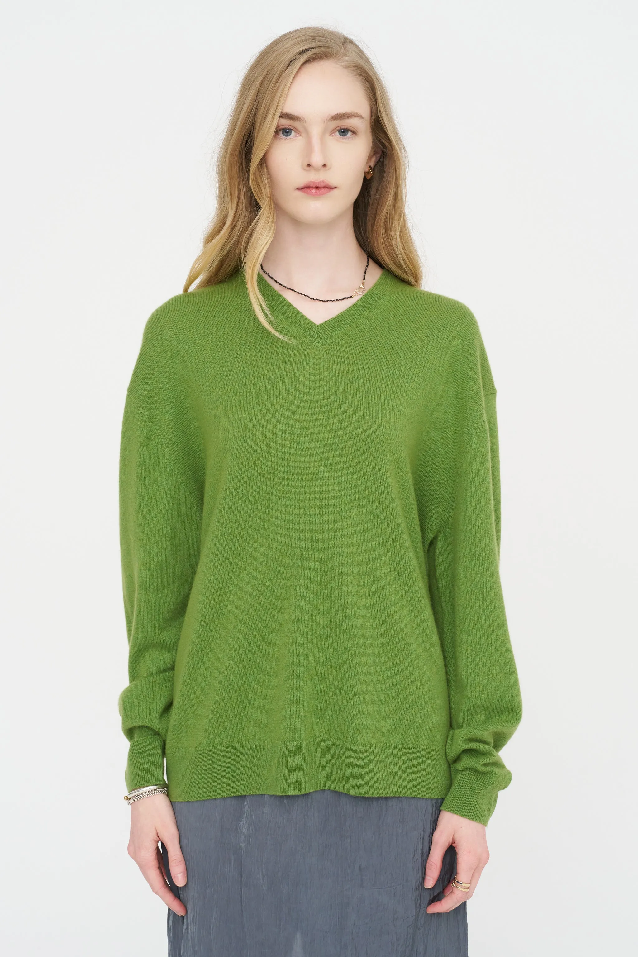 Washable Cashmere Easy V-Neck Sweater, Avocado sold by Kick Pleat product image thumbnail 3