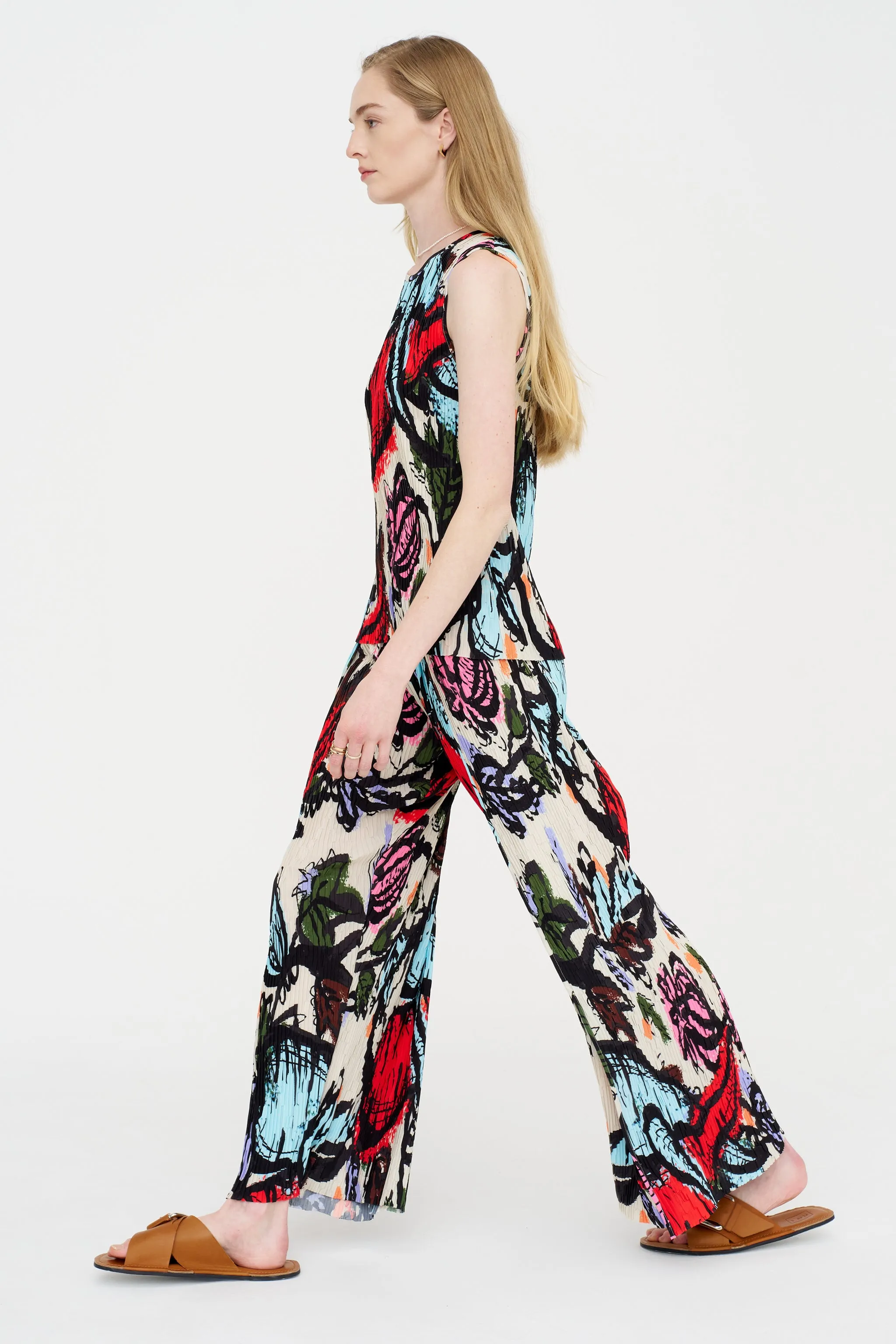 Fold Plissé Pants, Carrots sold by Kick Pleat product image thumbnail 5