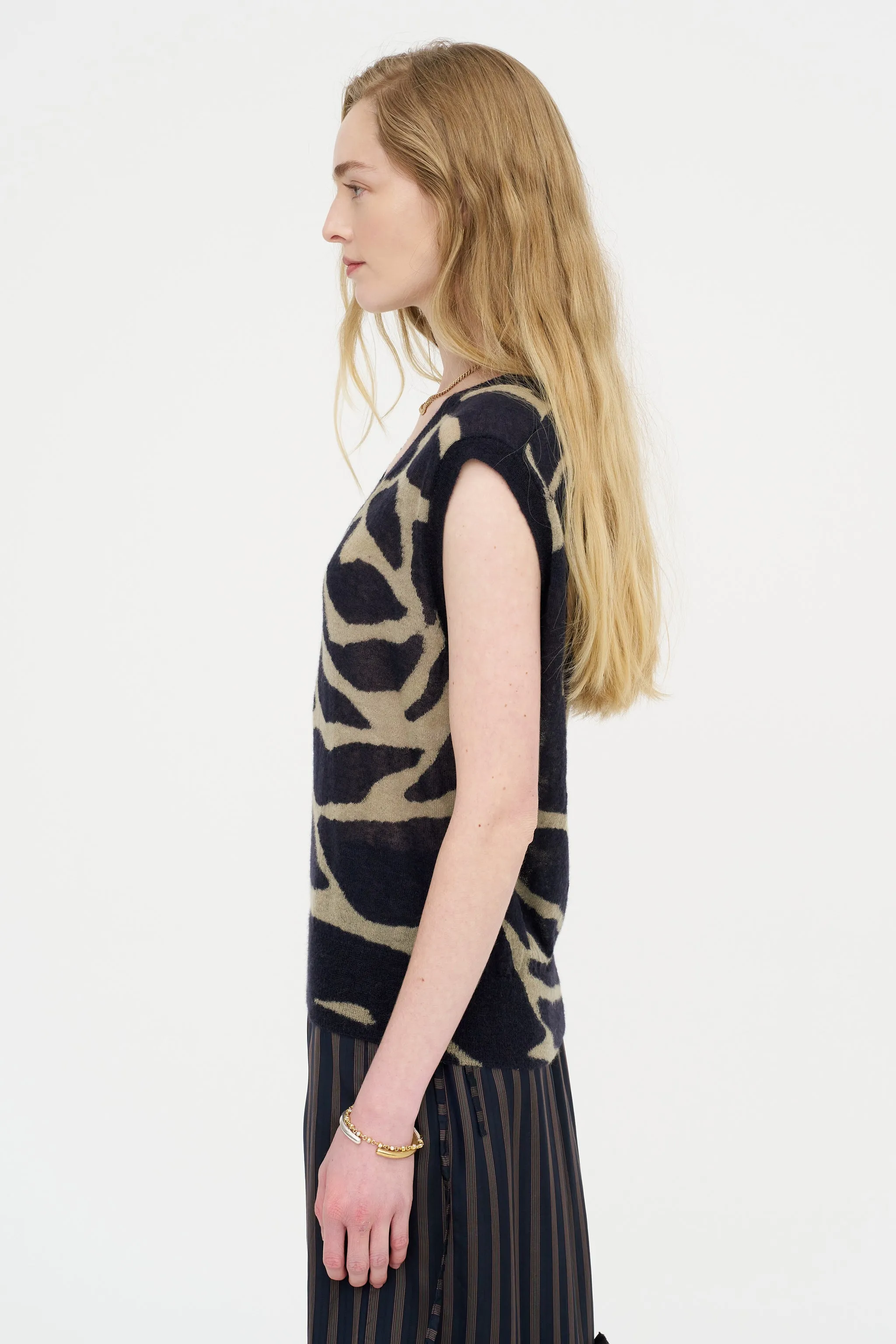 Printed Sweater Vest, Navy sold by Kick Pleat product image thumbnail 4