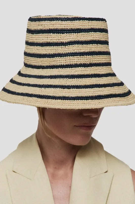 Felix Bucket, Harbor sold by Kick Pleat