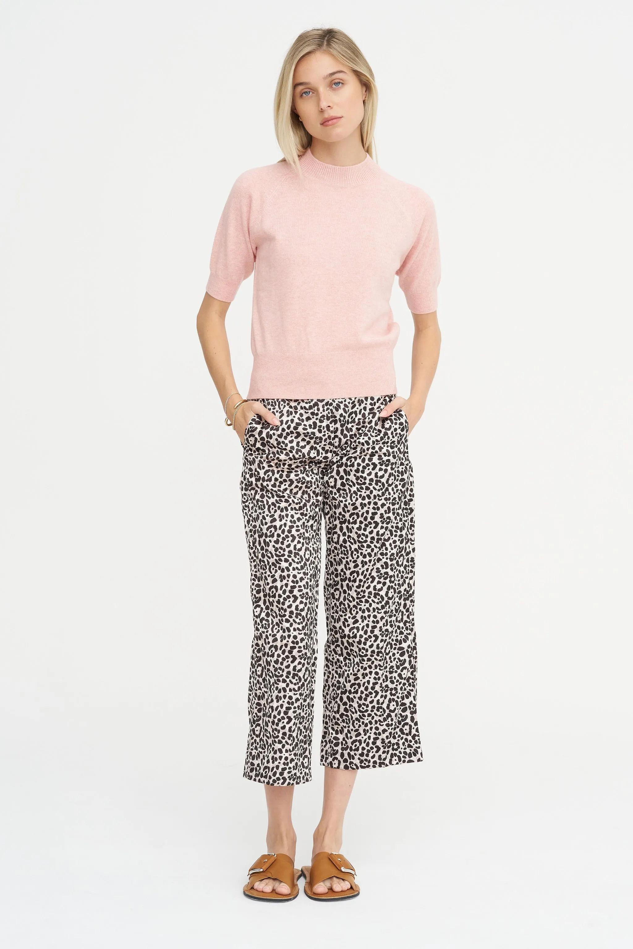 Light Cashmere Pullover, Dawn sold by Kick Pleat