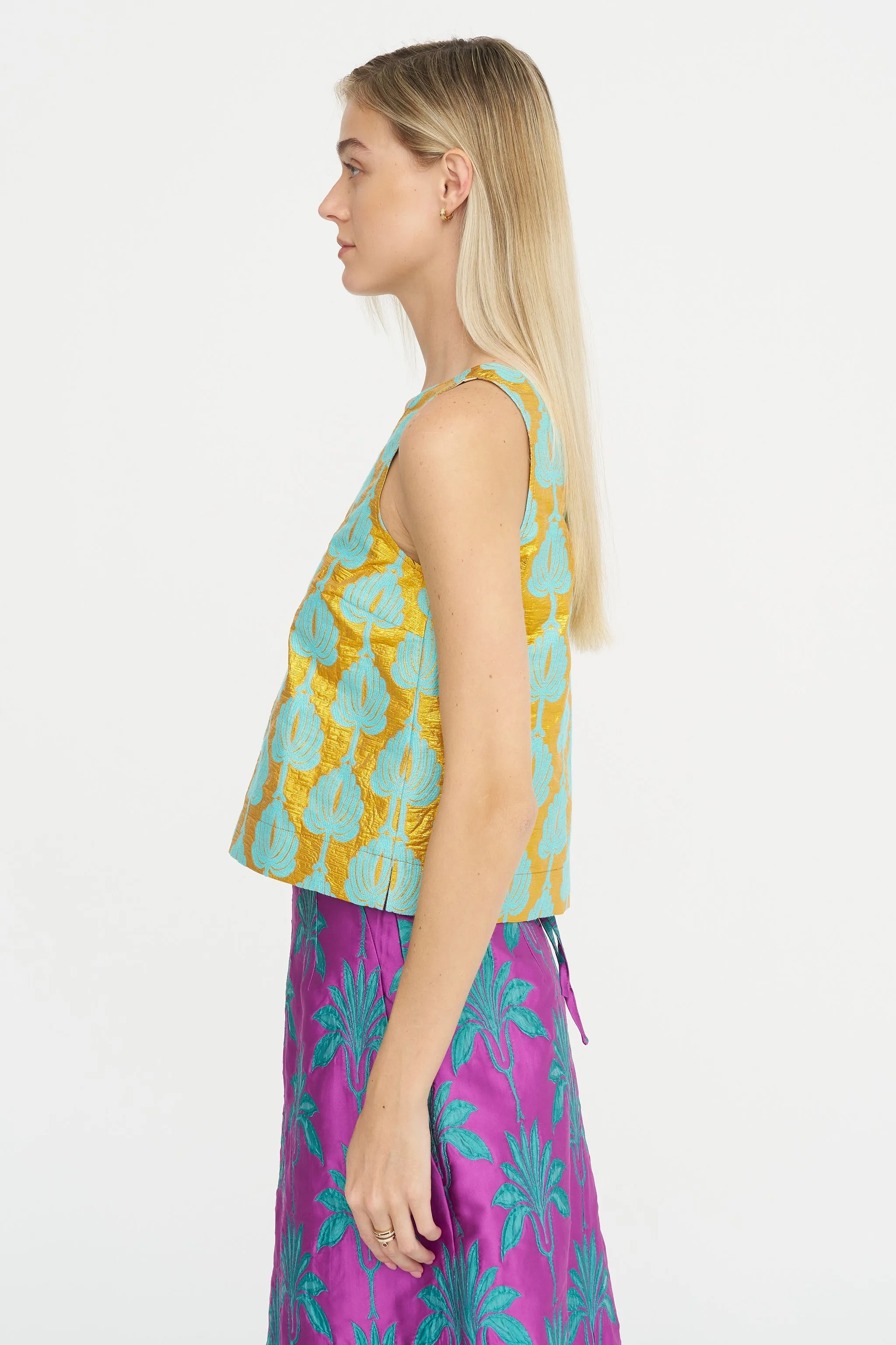 Matelassé Palms Top, Pool sold by Kick Pleat product image thumbnail 3